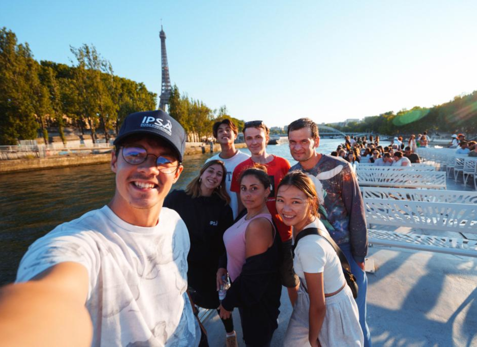 Des étudiants étrangers, en visite à Paris, venus faire une summer school au sein de l'IPSA Paris